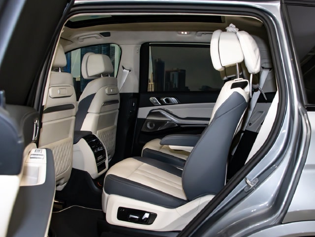 2025 BMW X7 ALPINA XB7 - Photo 22