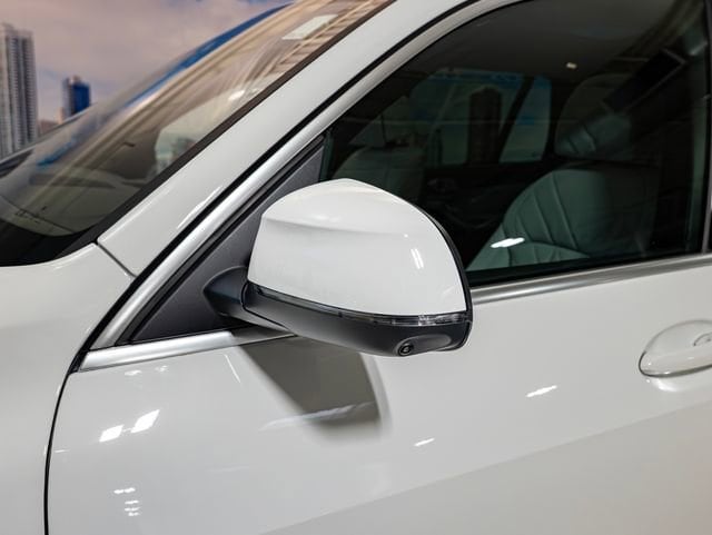 2026 BMW X5 50e - Photo 10