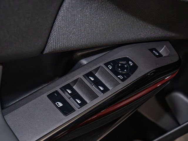 2026 BMW X3 30 - Photo 14
