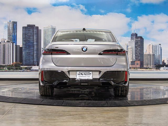 2026 BMW 7 Series 740i - Photo 11