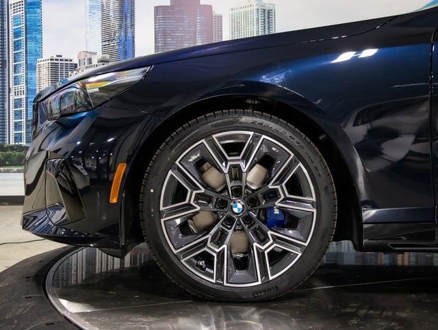 2026 BMW 5 Series 530i - Photo 7