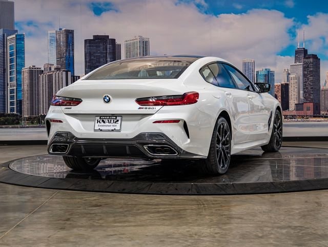 2026 BMW 8 Series M850i - Photo 8