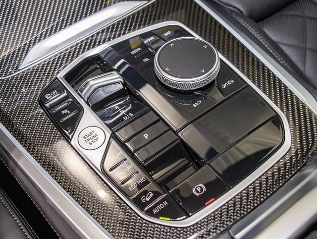2026 BMW X5 M60i - Photo 19