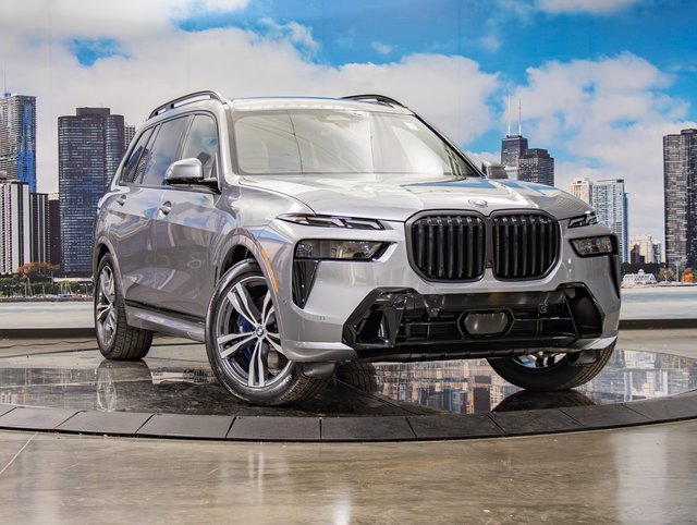 2026 BMW X7 40i's photo