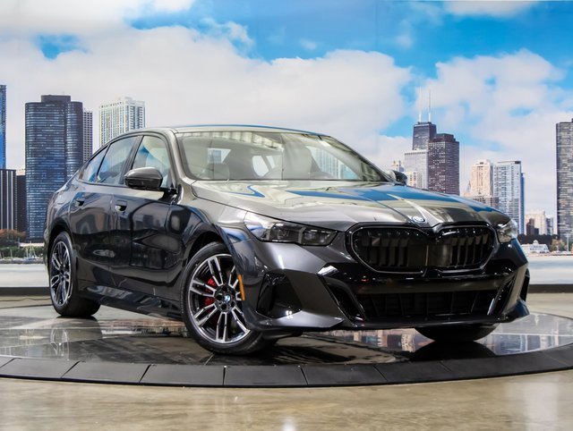 2026 BMW 5 Series 550e's photo