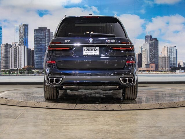 2026 BMW X7 M60i - Photo 10