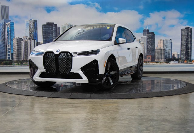 Certified 2023 BMW iX Base with VIN WB523CF02PCM86467 for sale in Lake Bluff, IL