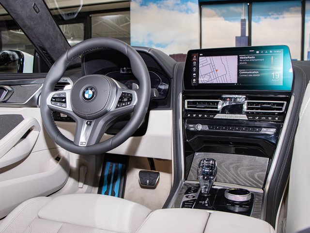 2026 BMW 8 Series 840i - Photo 16