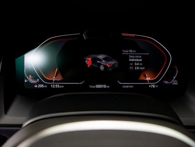 2026 BMW 8 Series 840i - Photo 17