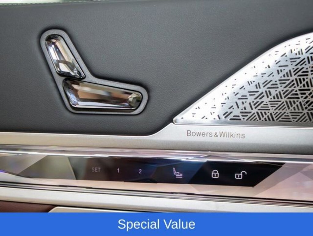 Used 2025 BMW 760i xDrive Sedan