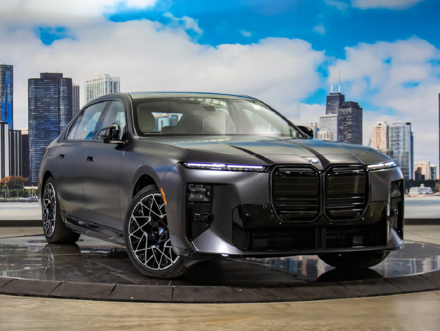 Gray Metallic 2027 BMW i7 Sedan All-Wheel Drive Automatic