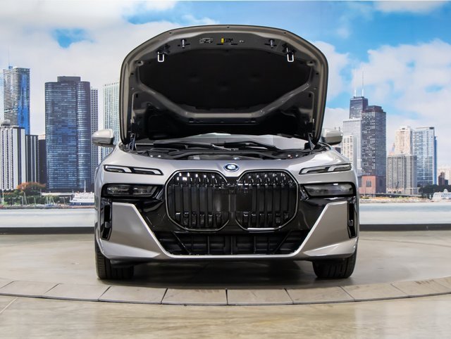 2025 Bmw 750e 750e xDrive photo 4