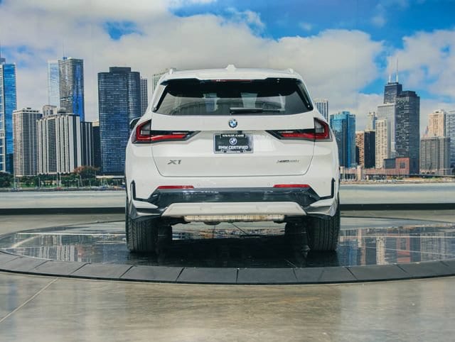 2026 BMW X1 28i - Photo 9