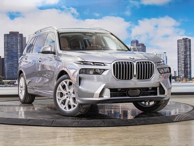 2025 BMW X7 40i's photo