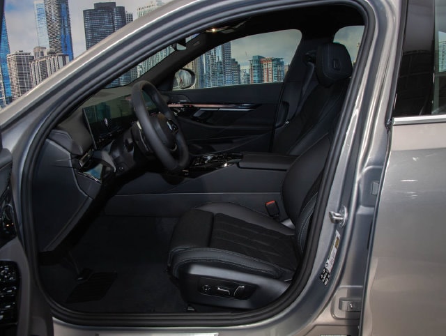 2027 BMW 5 Series 530i - Photo 20