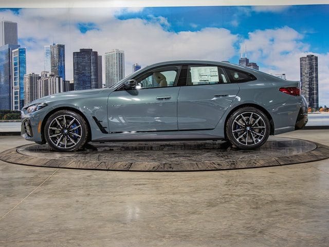 2026 BMW i4 M60 - Photo 6