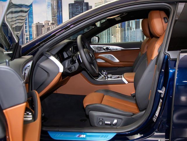 2026 BMW 8 Series 840i - Photo 20