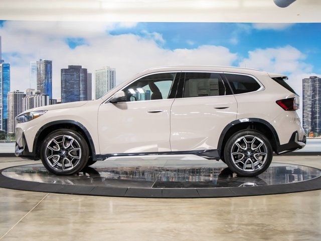 2026 BMW X1 28i - Photo 6