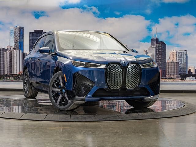 2024 BMW iX xDrive50's photo