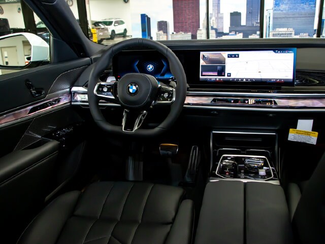 2026 BMW 7 Series 740i - Photo 17
