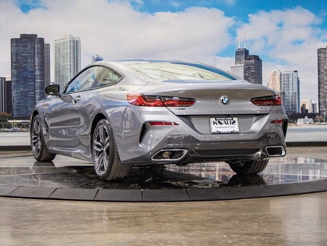 2026 BMW 8 Series 840i - Photo 9