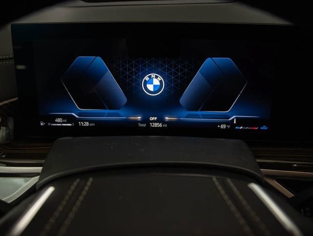 2026 BMW X7 40i - Photo 16