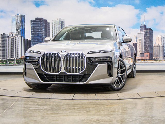 2025 Bmw 760i xDrive photo 2