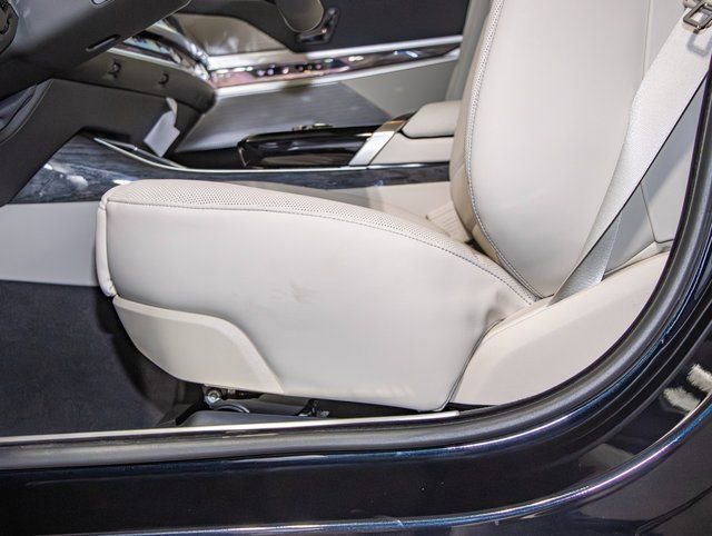 2026 BMW 7 Series 740i - Photo 15
