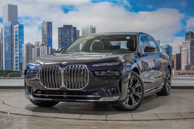Used 2024 BMW i7 Base with VIN WBY53EJ01RCP58836 for sale in Lake Bluff, IL