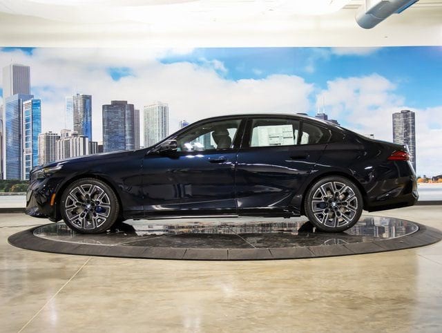 2026 BMW 5 Series 530i - Photo 6