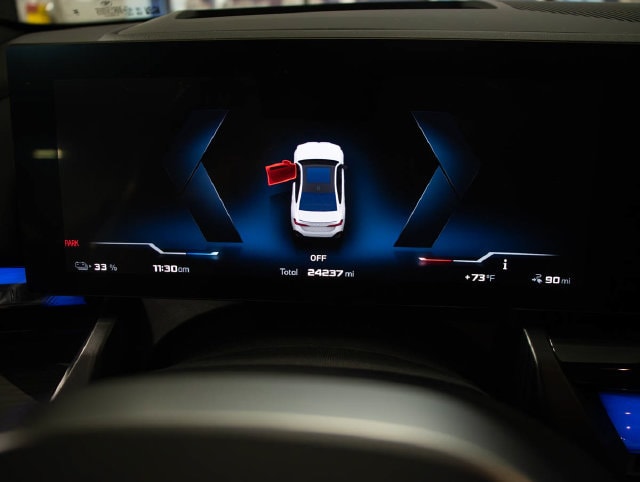 2024 BMW i5 M60 - Photo 15