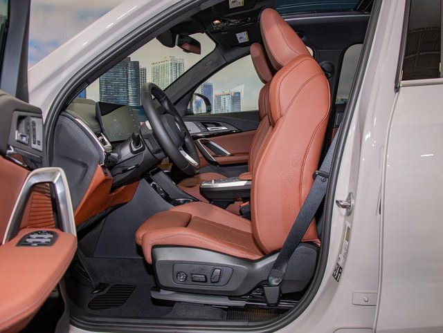 2026 BMW X1 28i - Photo 20