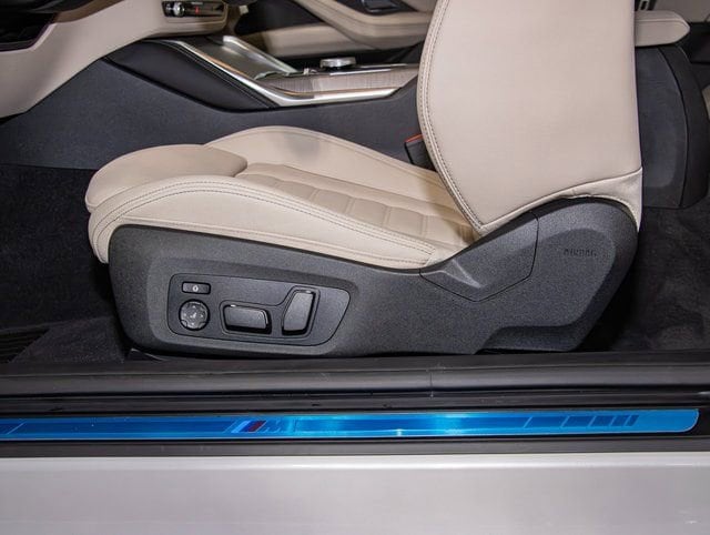 2026 BMW 4 Series 430i - Photo 15