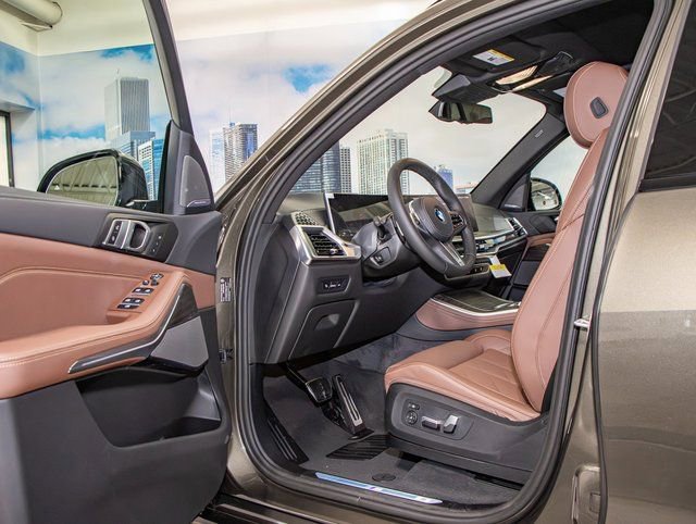 2026 BMW X5 40i - Photo 13