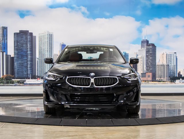 2025 Bmw 230i xDrive Coupe photo 3