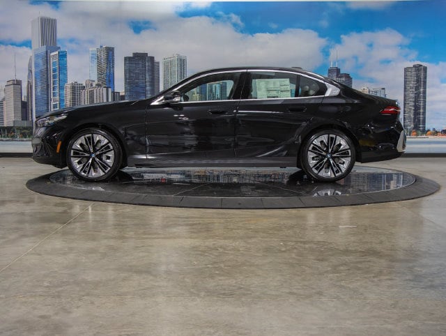 2027 BMW 5 Series 530i - Photo 6