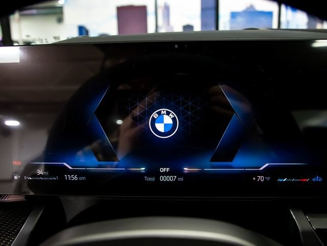2027 BMW 5 Series 530i - Photo 17