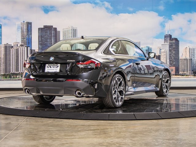 2025 BMW 2 Series 230i - Photo 8