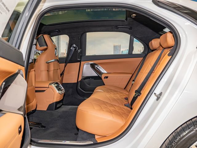 2026 BMW 7 Series 740i - Photo 22