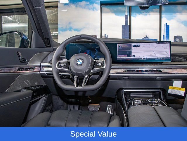 2025 BMW 7 Series 760i - Photo 16