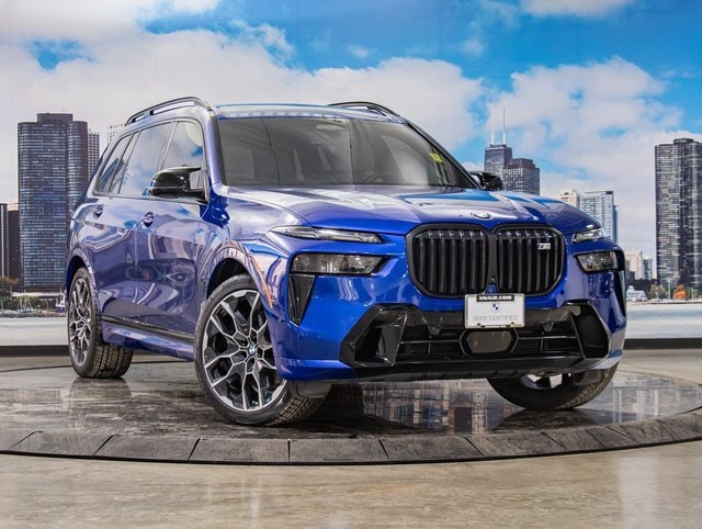 2025 BMW X7 M60i's photo