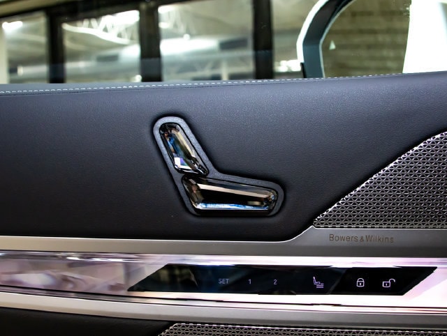2026 BMW 7 Series 740i - Photo 14