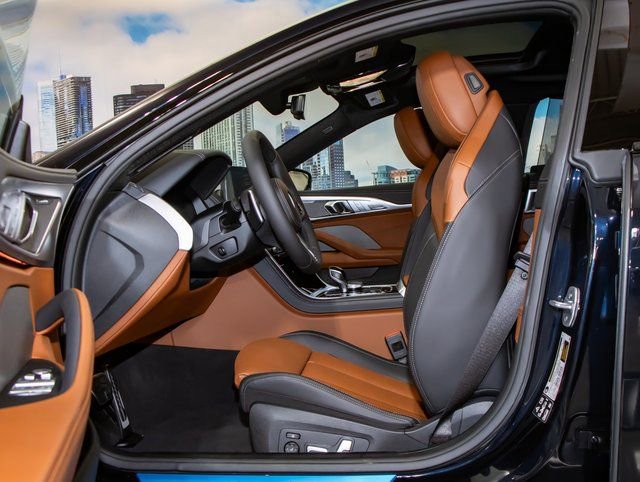 2026 BMW 8 Series 840i - Photo 20