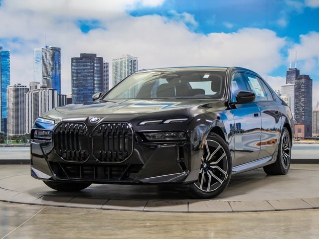 Used 2025 BMW 7 Series 740i with VIN WBA33EH0XSCV08285 for sale in Lake Bluff, IL