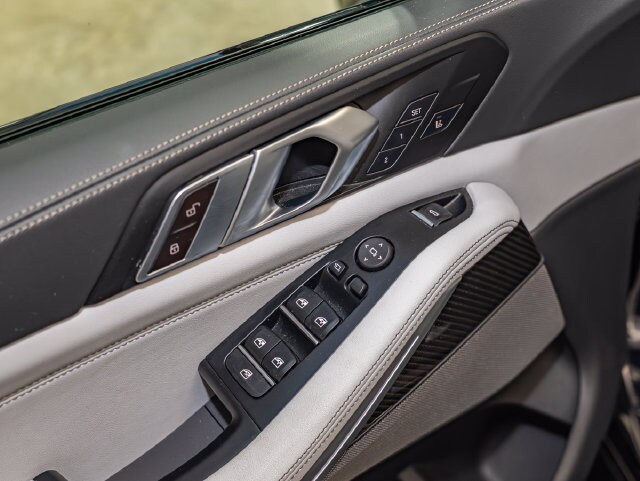 2024 BMW X5 M60i - Photo 14