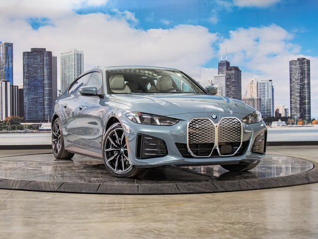 2026 BMW i4 40's photo