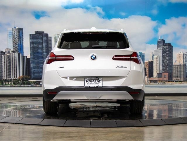 2026 BMW X3 30 - Photo 11