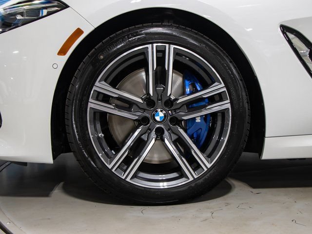2026 BMW 8 Series 840i - Photo 9