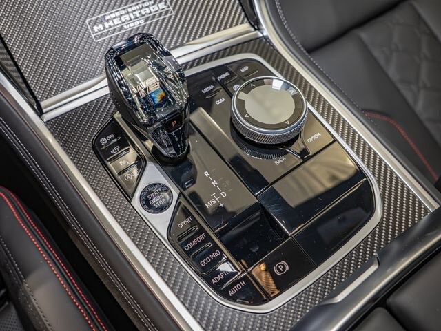 2026 BMW 8 Series M850i - Photo 19