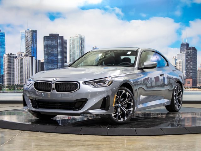2025 Bmw 230i xDrive Coupe photo 2